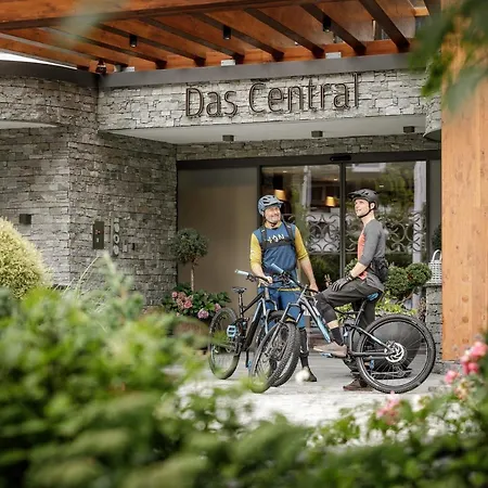 Hotel - Alpine . Luxury . Life