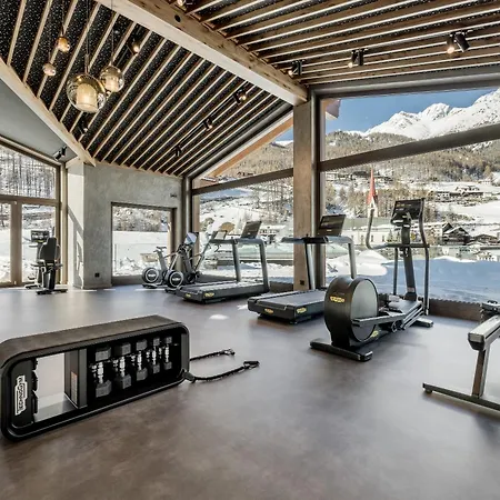 - Alpine . Luxury . Life 호텔