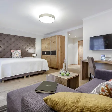 - Alpine . Luxury . Life Sölden