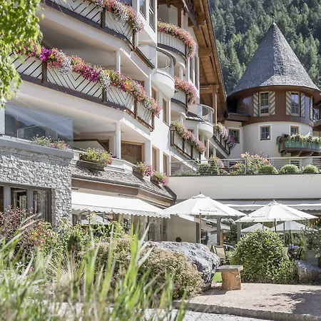 - Alpine . Luxury . Life 호텔 솔덴