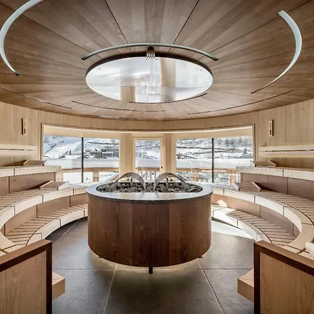 Das Central - Alpine . Luxury . Life Hotel Solden