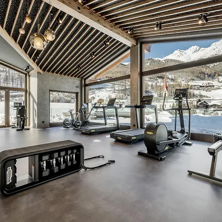 Das Central - Alpine . Luxury . Life Hotel