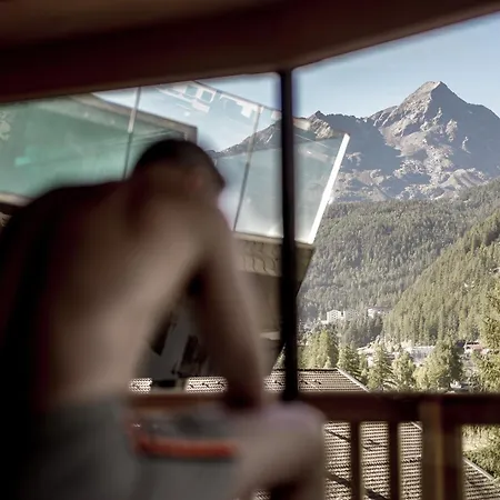 Das Central - Alpine . Luxury . Life