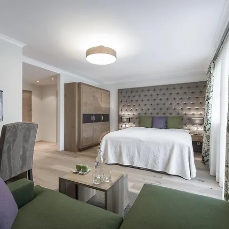 Das Central - Alpine . Luxury . Life Hotel 5*