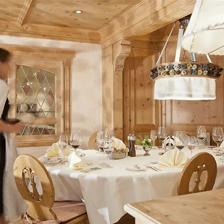 Das Central - Alpine . Luxury . Life
