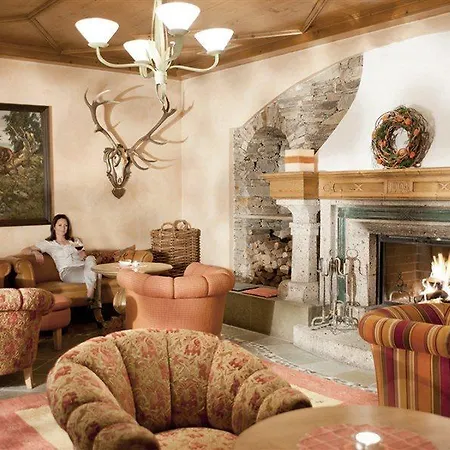 Das Central - Alpine . Luxury . Life Hotel 5*