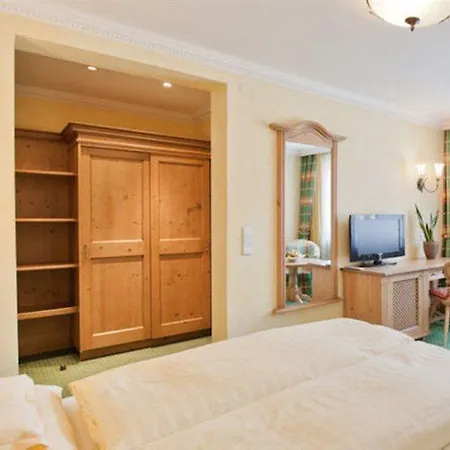 Das Central - Alpine . Luxury . Life Hotel 5*