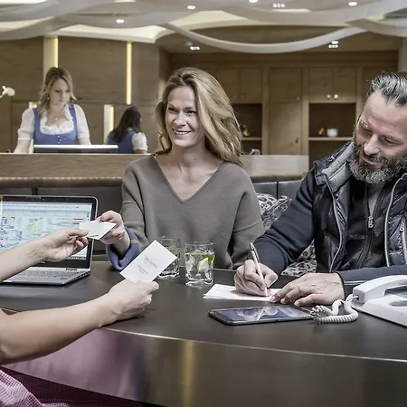 Das Central - Alpine . Luxury . Life