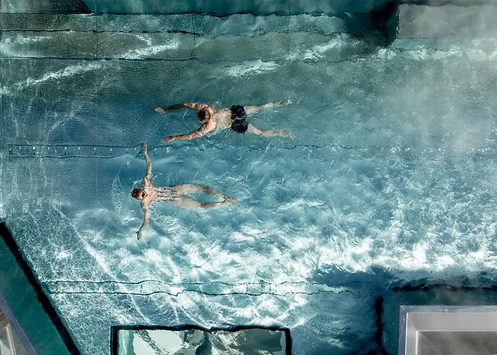 - Alpine . Luxury . Life 5*