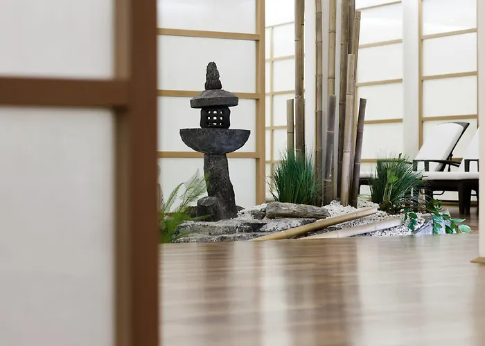 Hotel - Alpine . Luxury . Life Sölden