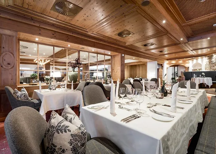 阿尔卑斯中环丹斯豪华生活酒店 酒店 索尔登