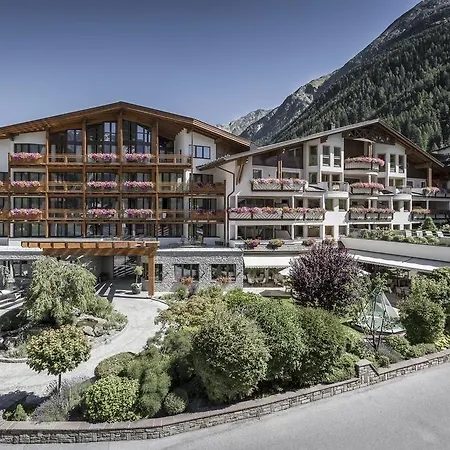 Das Central - Alpine . Luxury . Life Hotel Solden