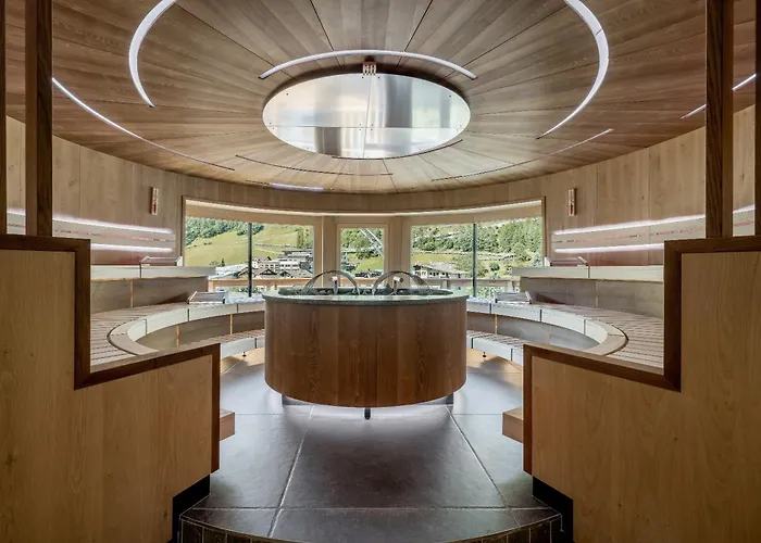 - Alpine . Luxury . Life Hotel 5*