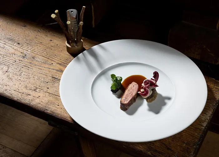 - Alpine . Luxury . Life Hotel