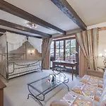 מלון - Alpine . Luxury . Life