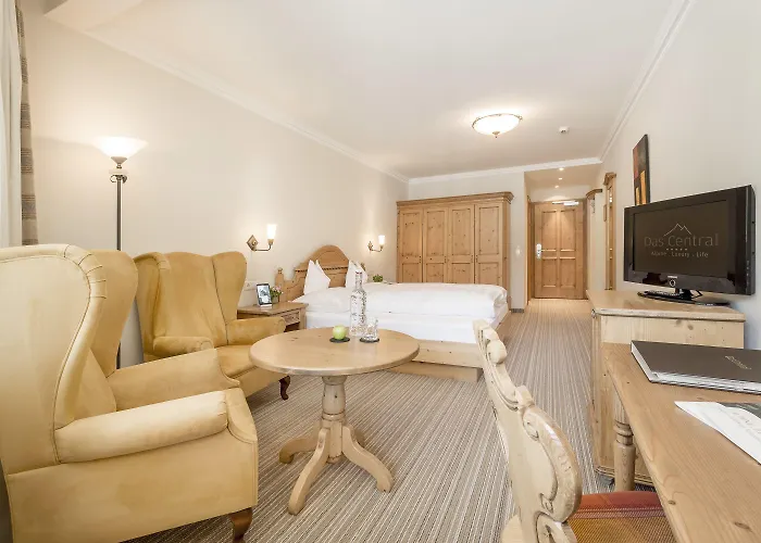 - Alpine . Luxury . Life Hotel 5*