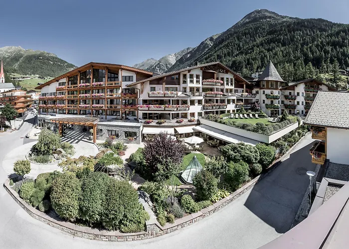 Das Central - Alpine . Luxury . Life Hotel Solden